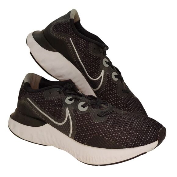 Nike Renew Run Mens Pre-owned Black & Silver Running Sneakers - sz. 9 1/2 - Picture 1 of 7